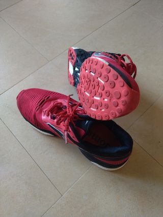 Zapatillas running Joma Talla 41
