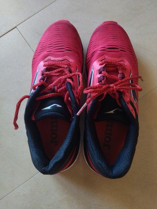 Zapatillas running Joma Talla 41
