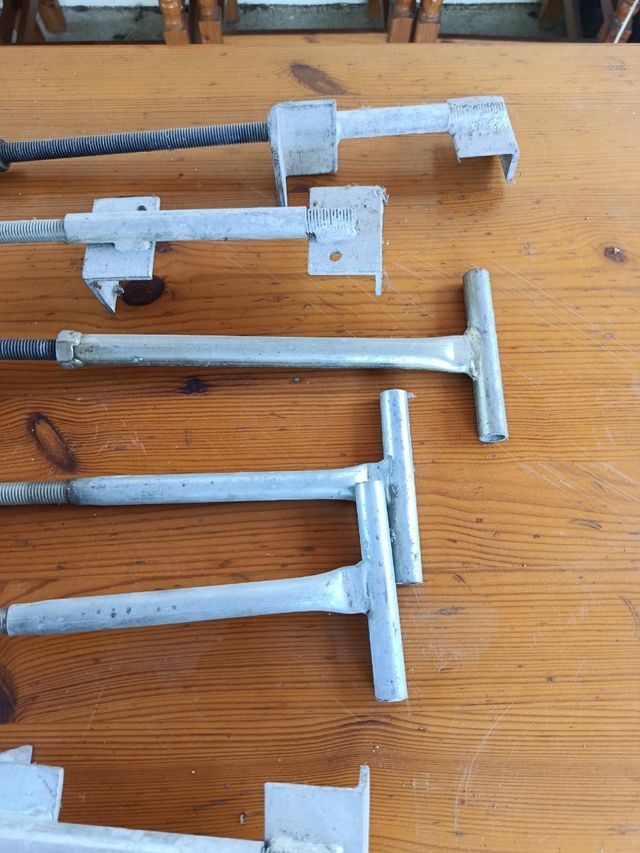 Sargentos para regles de obra