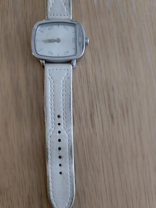 Reloj DKNY y Custo con correa en color Blanco