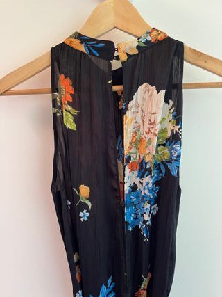 Mono Zara Flores sin Mangas Talla M