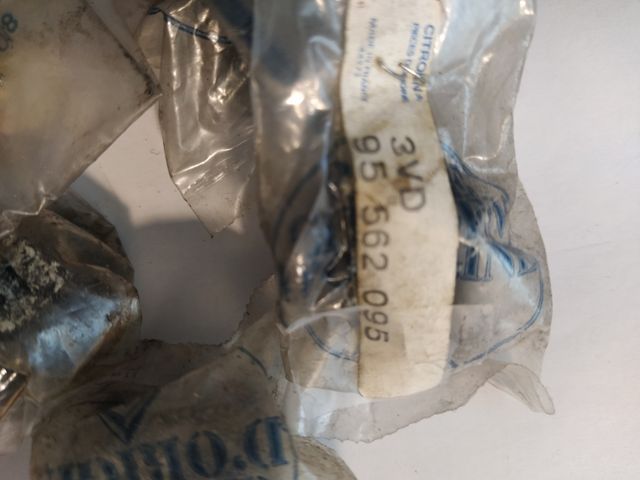 Tuerca Rueda Citroen 3VD 95562095