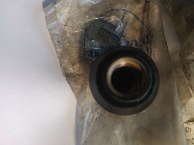 Tuerca Rueda Citroen 3VD 95562095