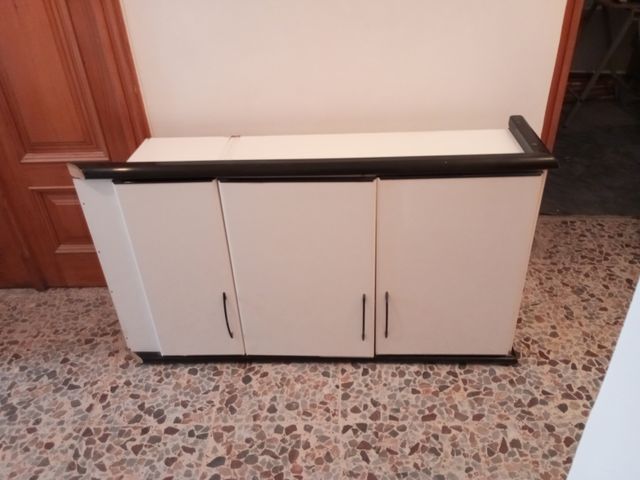 2 Muebles de cocina de pared platero y ordenación.