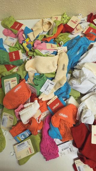 Lote 450 piezas nuevas infantil hasta 18 años