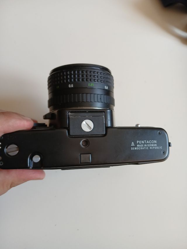 Cámara Praktica BCA Electronic con objetivo