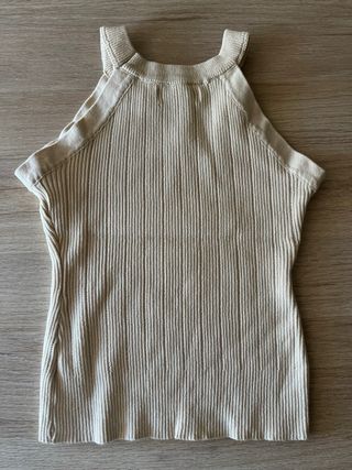 Top de punto beige