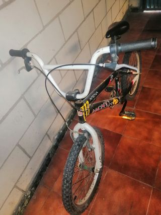 Bicicleta BMX Monty Arena 149. Poco uso