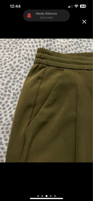 Pantalones fluidos verde oliva