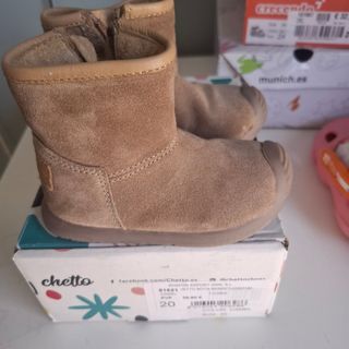 Botas Cheto Talla 20 Camel