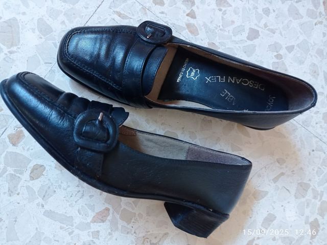 Zapatos de piel negros talla 38