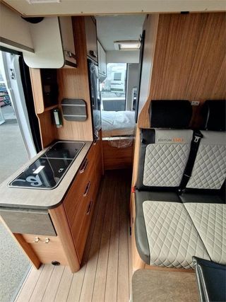 Camper SEMINUEVA Weinsberg 600 DQ Edition Fire2025