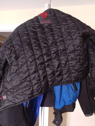 Chaqueta Moto Dainese Azul y Negra. 