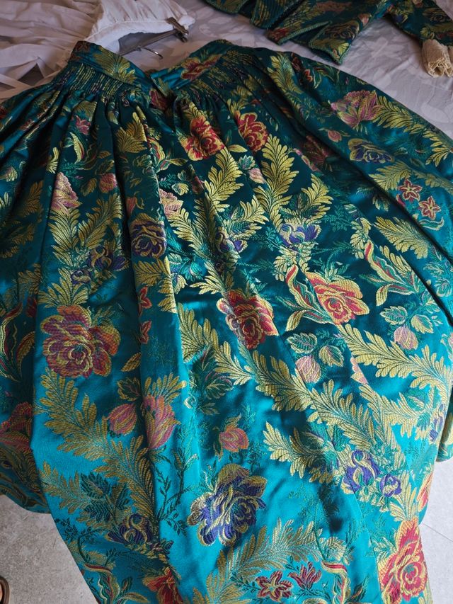 Traje de Fallera Multicolor
Puesto como 5 veces