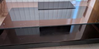 Mesa centro cristal y madera negra