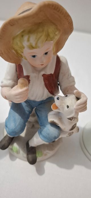 4 statuine porcellana vintage