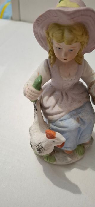 4 statuine porcellana vintage