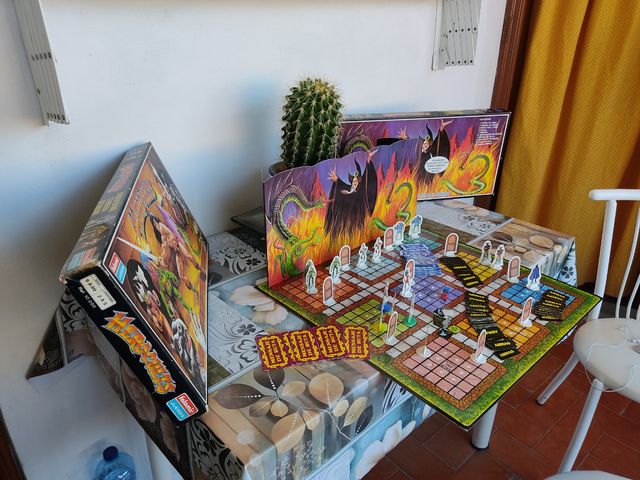 Herocults Juego de Rol de Mesa