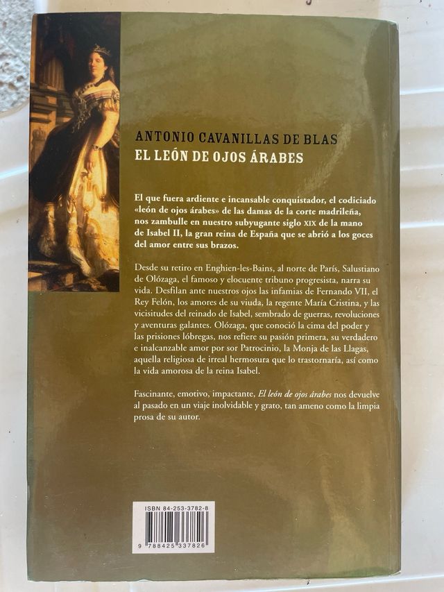 El Leon De Ojos Arabes (Novela His) (Spanish Ed...