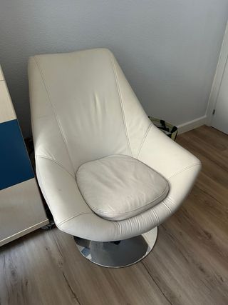 Sillón moderno blanco de piel