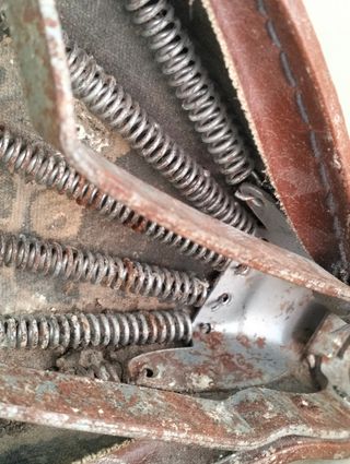 Sillín de bicicleta vintage marrón