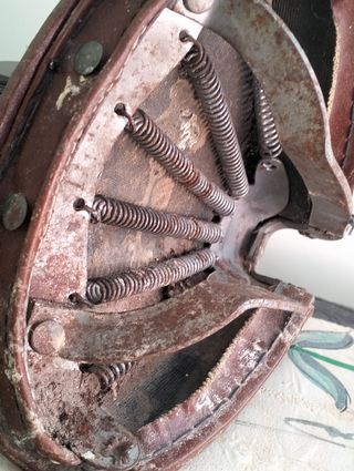 Sillín de bicicleta vintage marrón