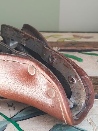 Sillín de bicicleta vintage marrón