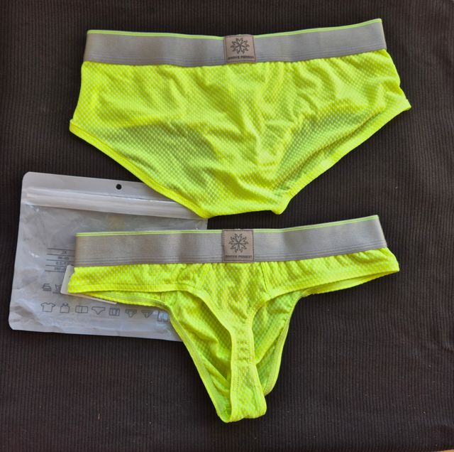 Conjunto BRAVE PERSON Amarillo Flúor S