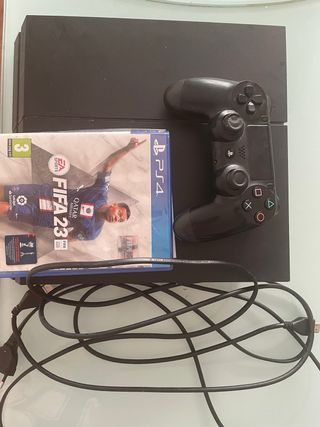 PlayStation 4 (PS4) con Mando y FIFA 23