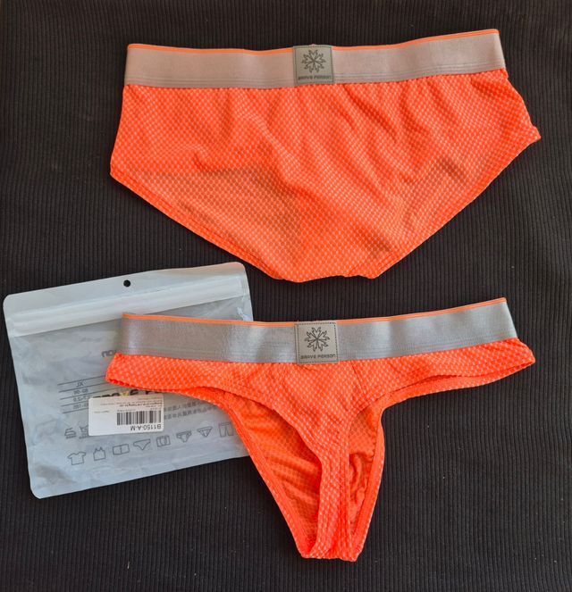 Conjunto BRAVE PERSON slips y tanga naranja