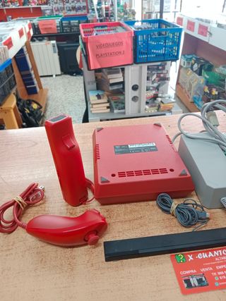 CONSOLA NINTENDO WII MINI CON MANDO CABLES NUNCHUC