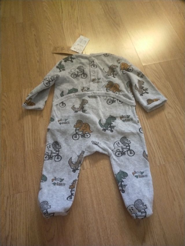 Pijama bebé dinosaurios