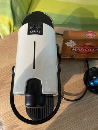 Cafetera Nespresso Krups Blanca,regalo capsulas