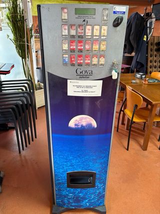 máquina expendedora