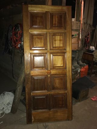 Puerta de madera