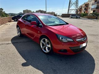 Opel Astra GTC