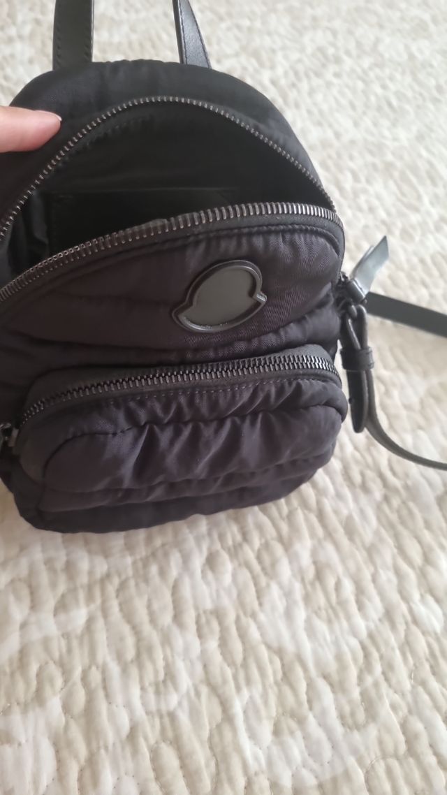 Mochila Moncler Negra Pequeña