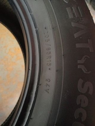 Neumáticos 205/65 R15 94V CEAT