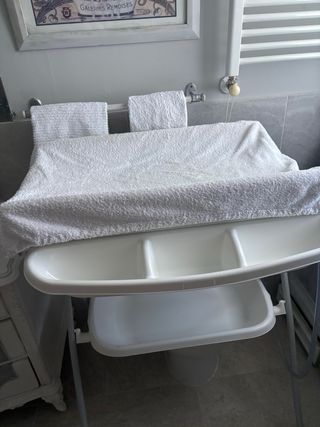 Bañera para bebé con cambiador