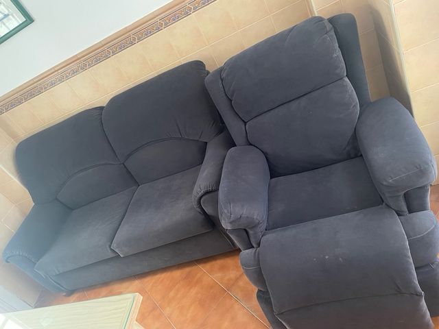 Sofá y sillón de tela azul