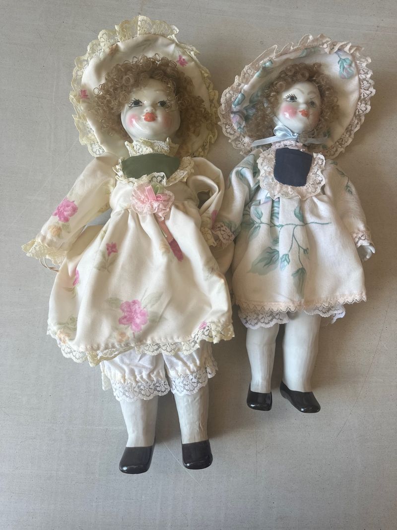 Bonecas de Porcelana Antigas em segunda mão durante 40 EUR em Crevillent na  WALLAPOP, image size:800x1067