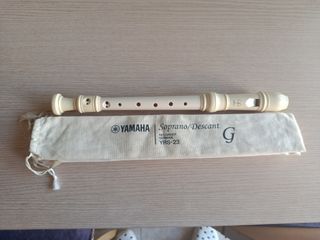 Flauta Yamaha YRS-23 Soprano