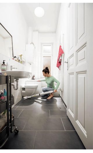 Fregona Inalámbrica Kärcher con 2 Rodillos