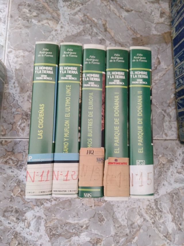 Collezione VHS Félix Rodríguez de la Fuente (15 cm)