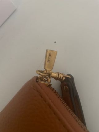 Portafoglio Guess zip cuoio