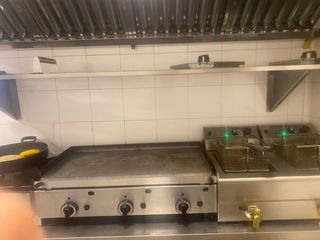 Plancha de acero inoxidable 3 fuegos