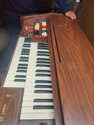 Piano Pianet 33
