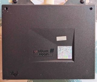 Procesador Intel Pentium III Xeon