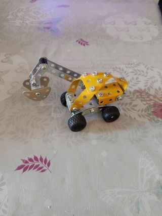Excavadora Meccano Amarilla