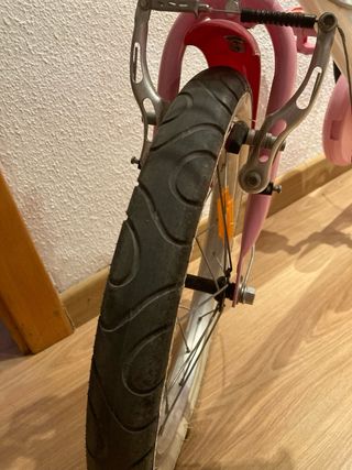 Bici niña 14 con ruedas de apoyo